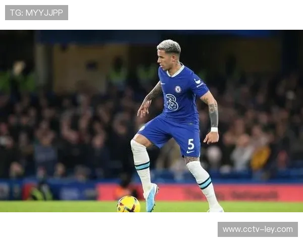 英超冬窗转会截止日临近，多笔交易进入谈判阶段